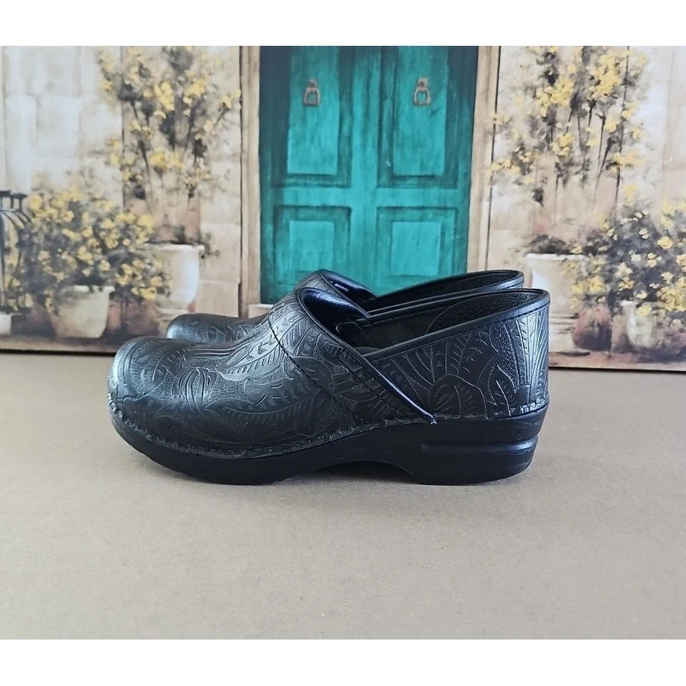 Dansko Clogs Women 41/10 5 Shoes Black Patent Leather Floral Professional Nurse